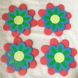 Set of 4 Painted Wood Daisy Cutouts